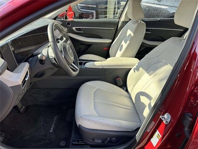 2024 Hyundai SONATA HYBRID Limited