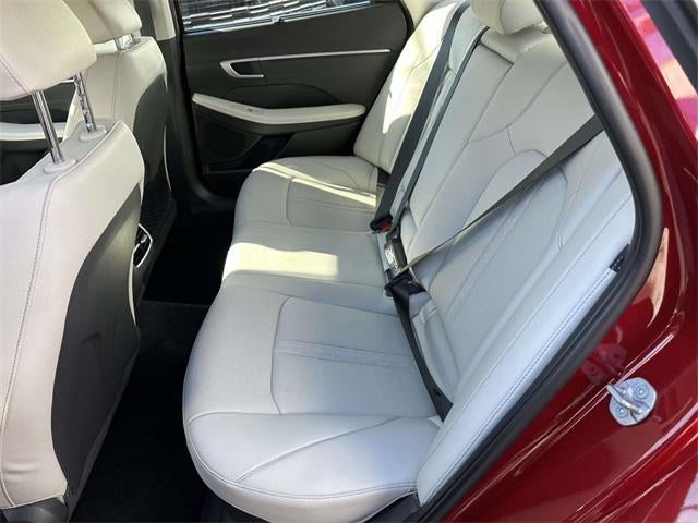 2024 Hyundai SONATA HYBRID Limited