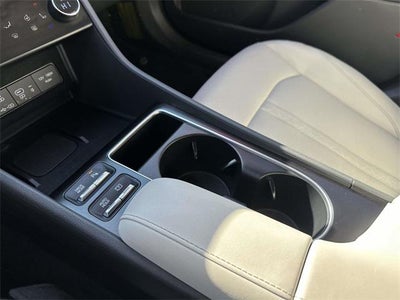 2024 Hyundai SONATA HYBRID Limited