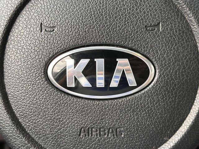 2020 Kia Sedona LX