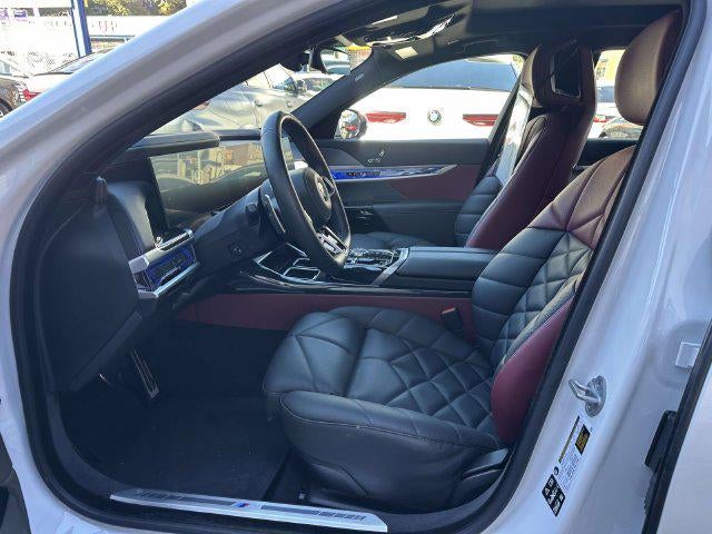 2026 BMW 740i 740i xDrive
