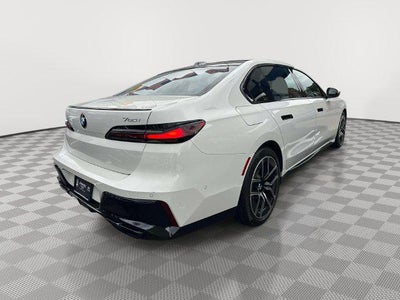 2023 BMW 760 760i xDrive