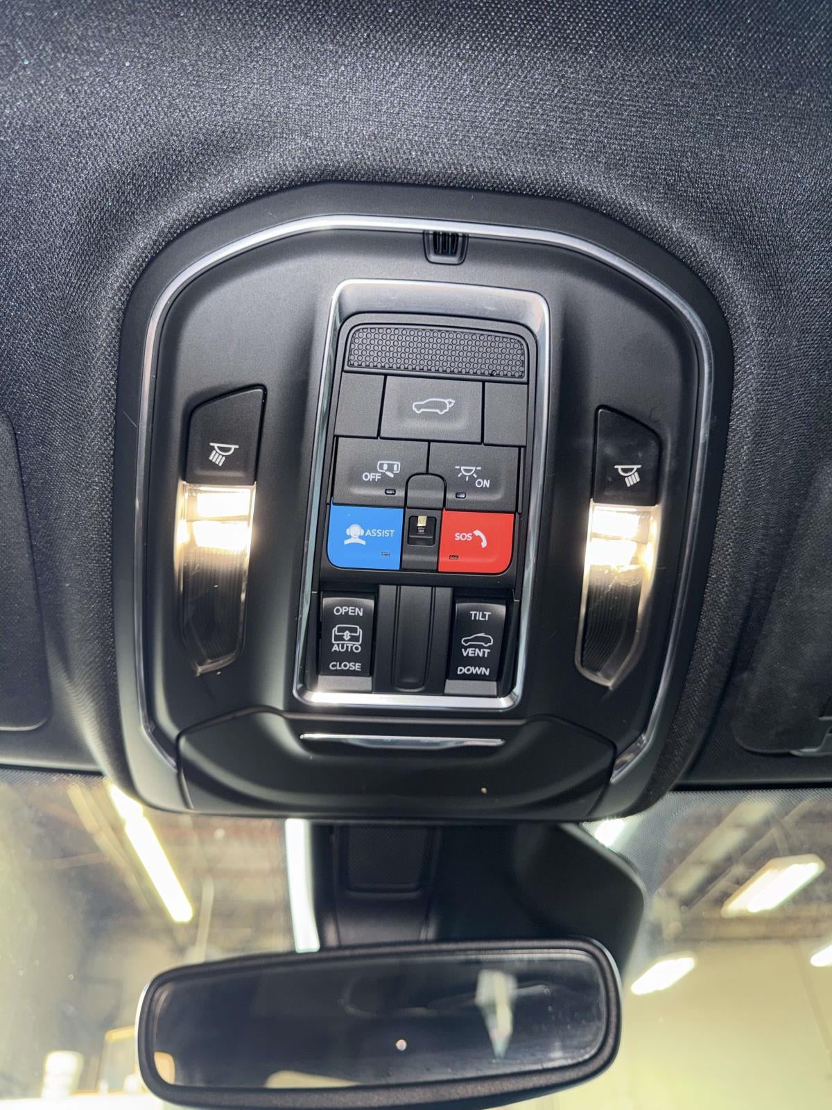 2023 Jeep Grand Cherokee L Altitude 4x4
