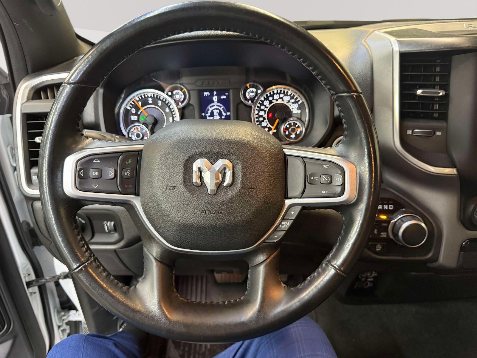 2022 RAM 1500 Big Horn Crew Cab 4x4 57' Box