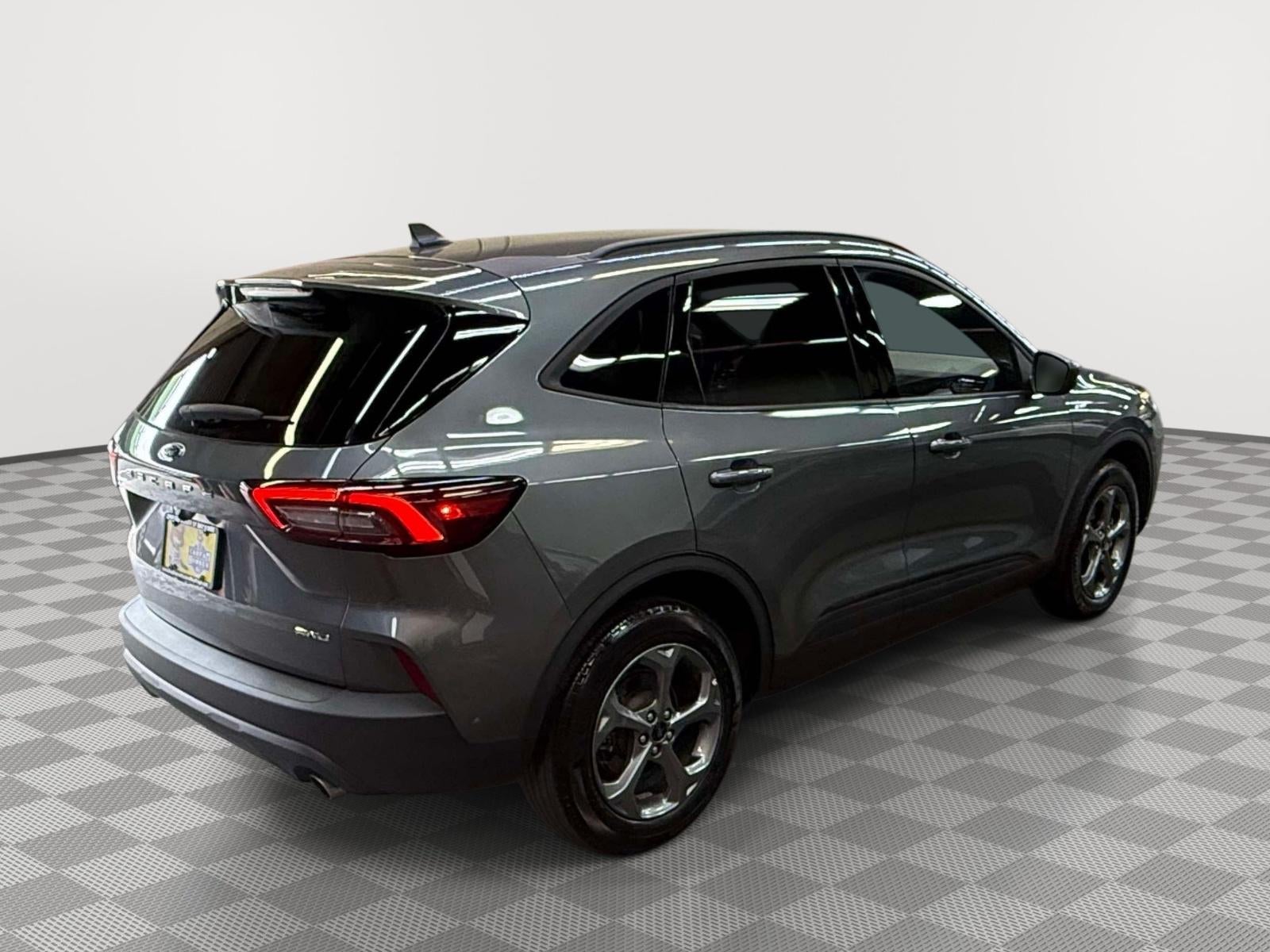 2025 Ford Escape ST-Line Select