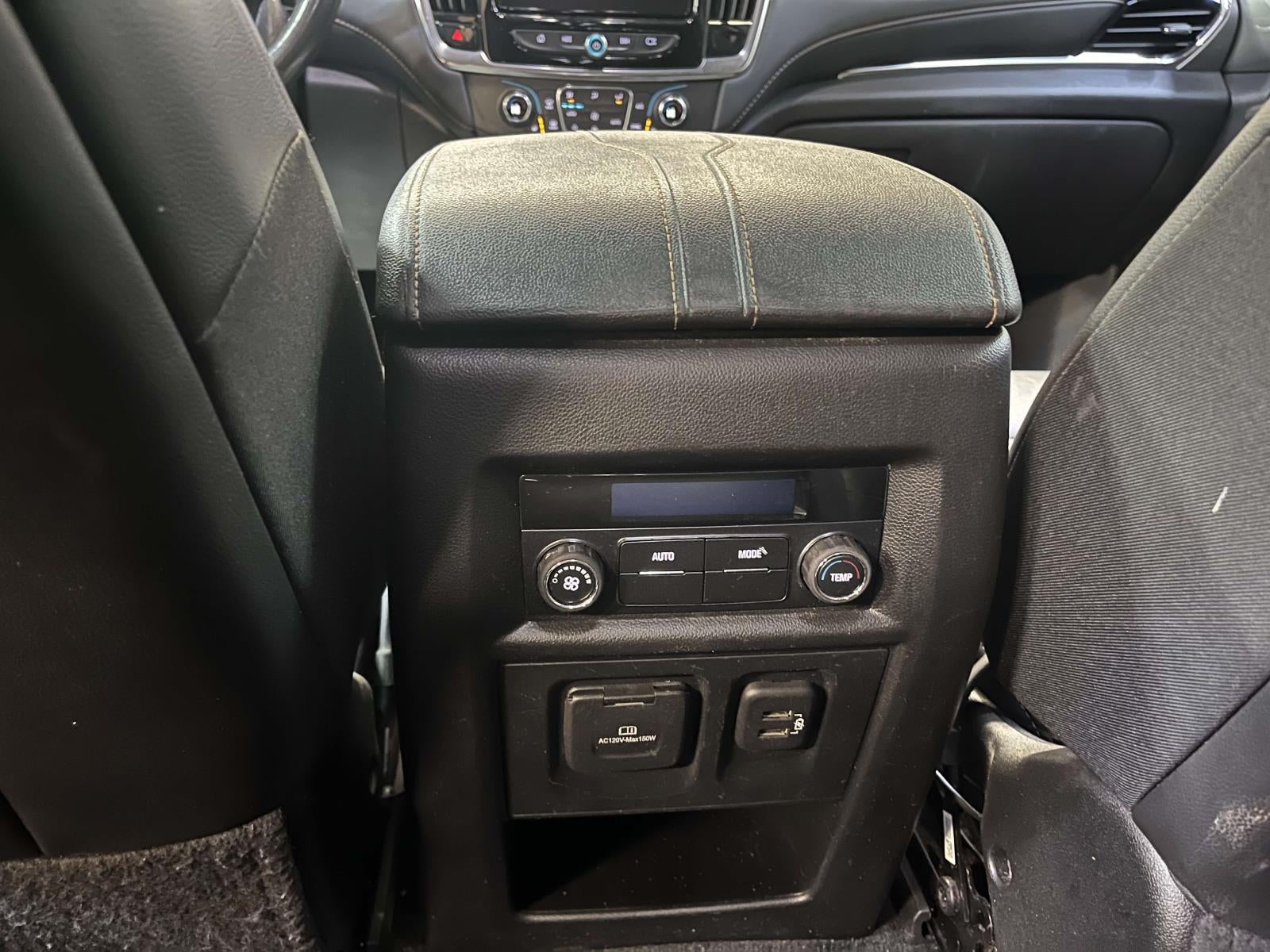 2021 Chevrolet Traverse AWD LT Leather