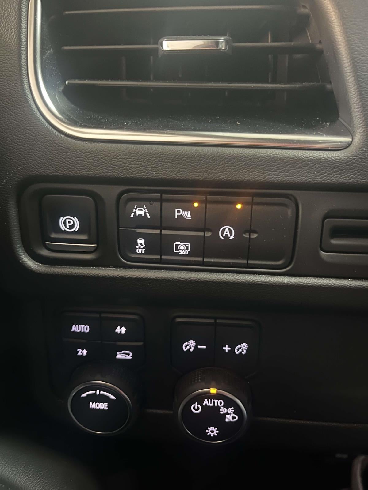 2024 Chevrolet Suburban 4WD LT