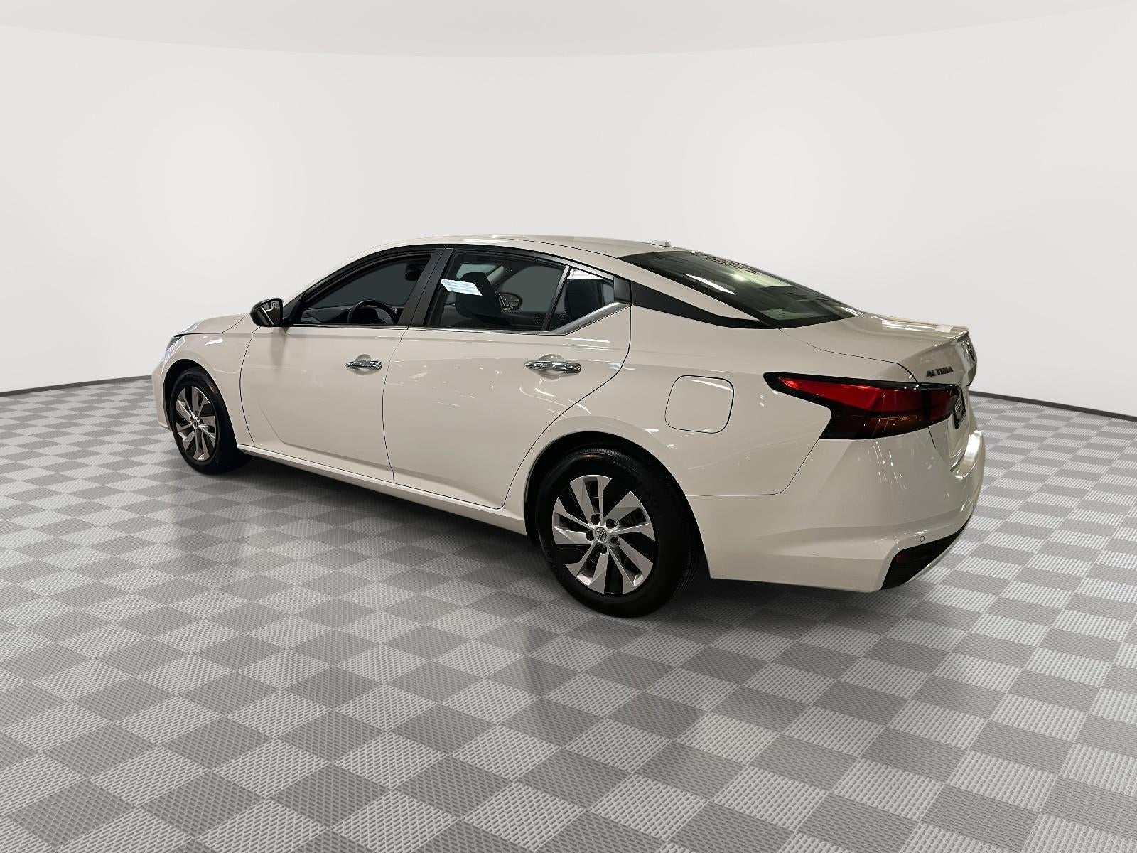 2025 Nissan Altima S FWD