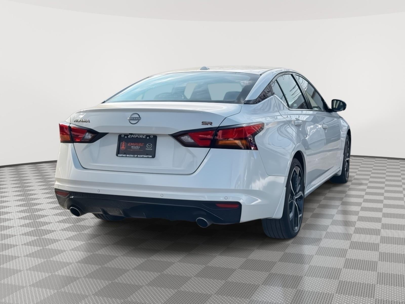 2024 Nissan Altima SR FWD