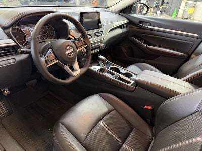 2025 Nissan Altima SR FWD