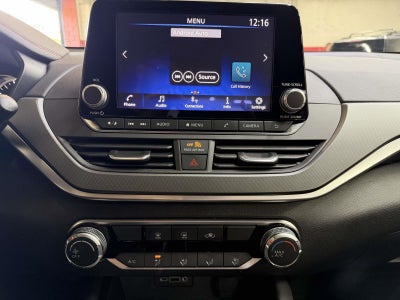 2025 Nissan Altima SR FWD