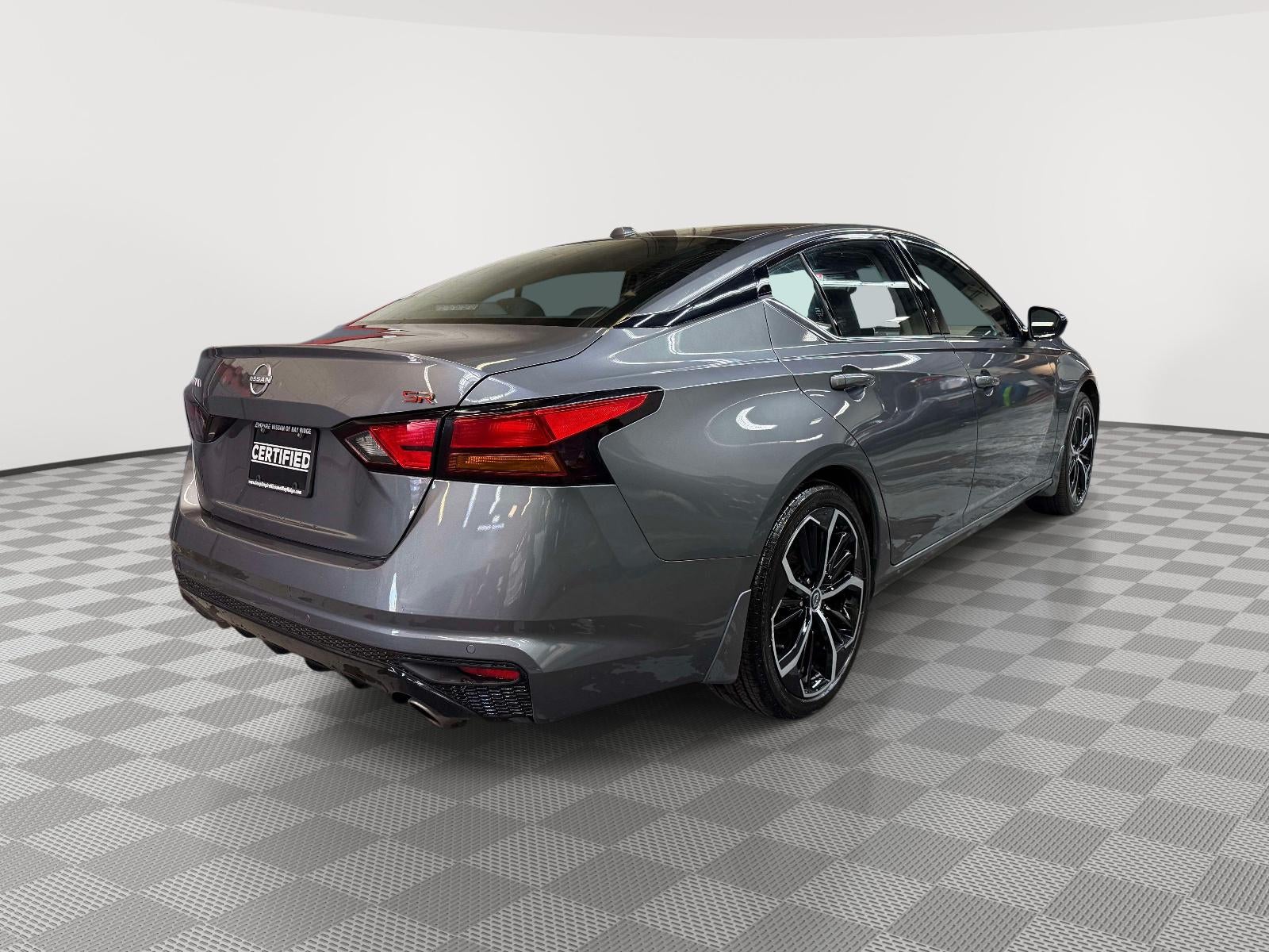 2025 Nissan Altima SR FWD