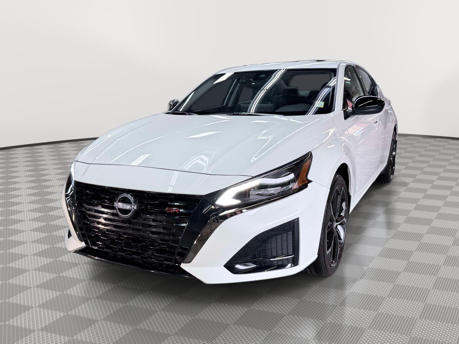 2025 Nissan Altima SR AWD