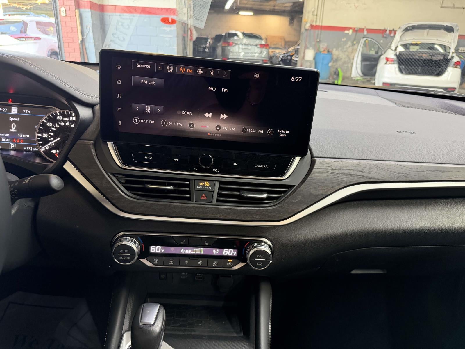 2025 Nissan Altima SV FWD