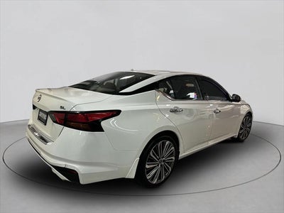 2023 Nissan Altima SL FWD