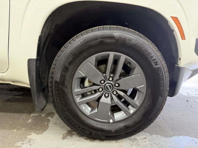2025 Nissan Frontier Crew Cab SV 4x2