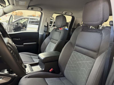 2025 Nissan Frontier Crew Cab SV 4x2