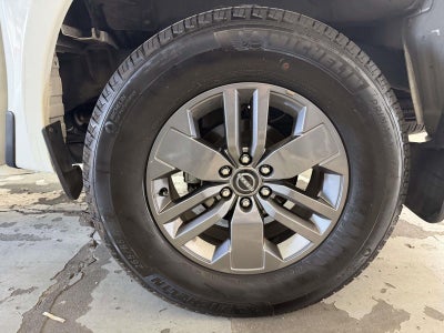 2025 Nissan Frontier Crew Cab SV 4x2