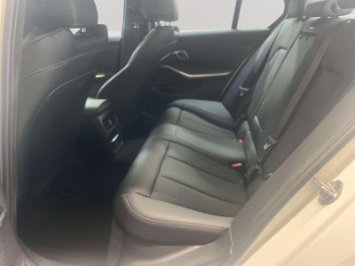2025 BMW 330i 330i
