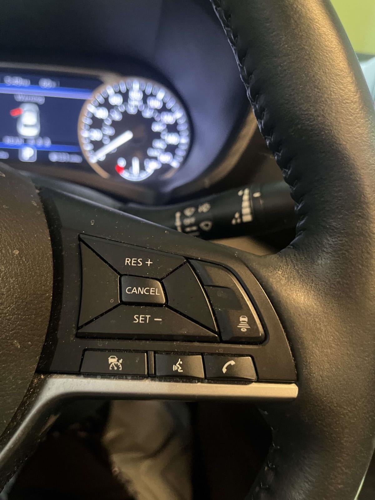 2023 Nissan Sentra SV Xtronic CVT