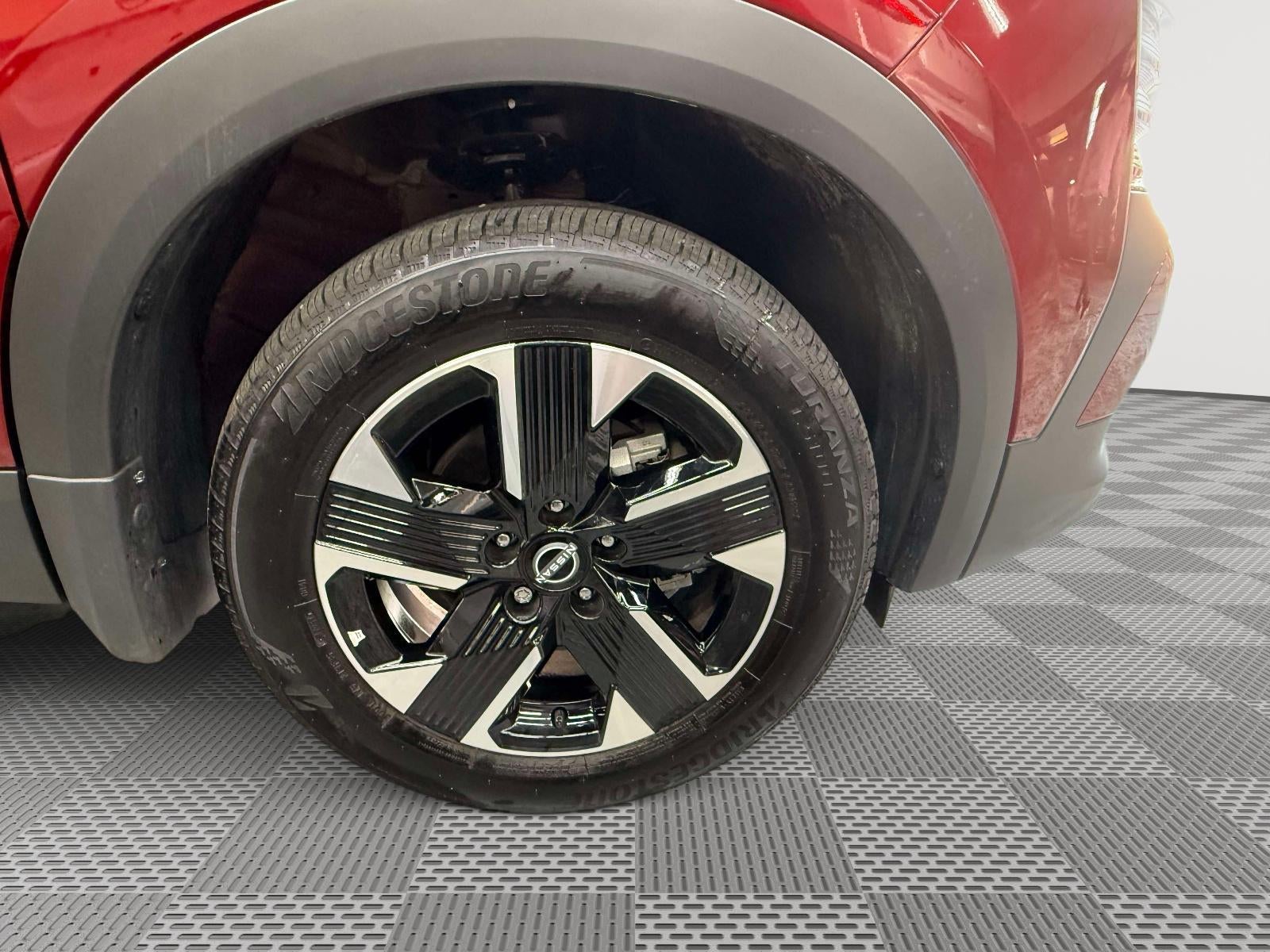 2025 Nissan Kicks SV Intelligent AWD