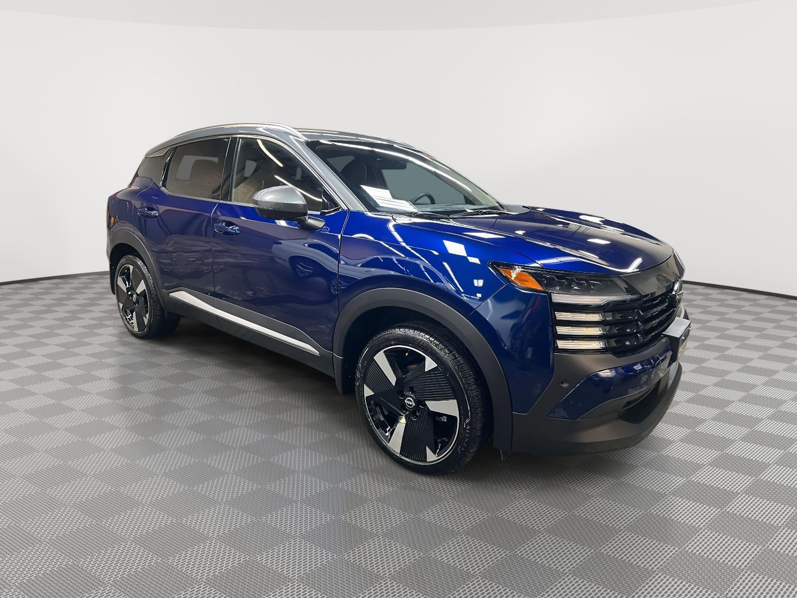 2025 Nissan Kicks SR Intelligent AWD