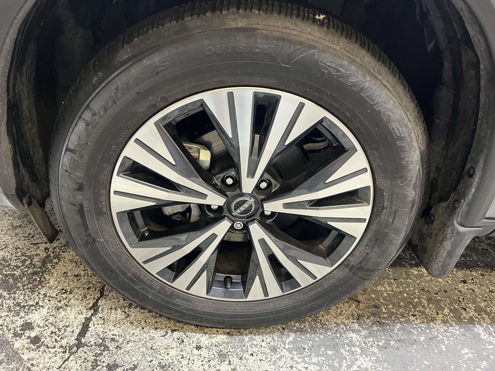 2022 Nissan Rogue SV Intelligent AWD