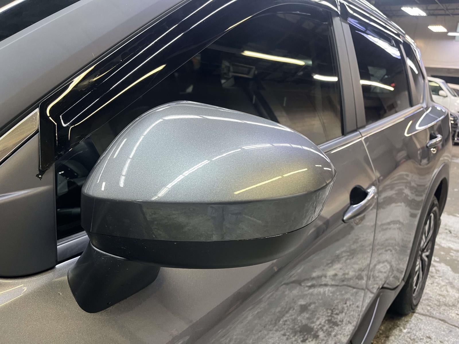 2022 Nissan Rogue SV Intelligent AWD