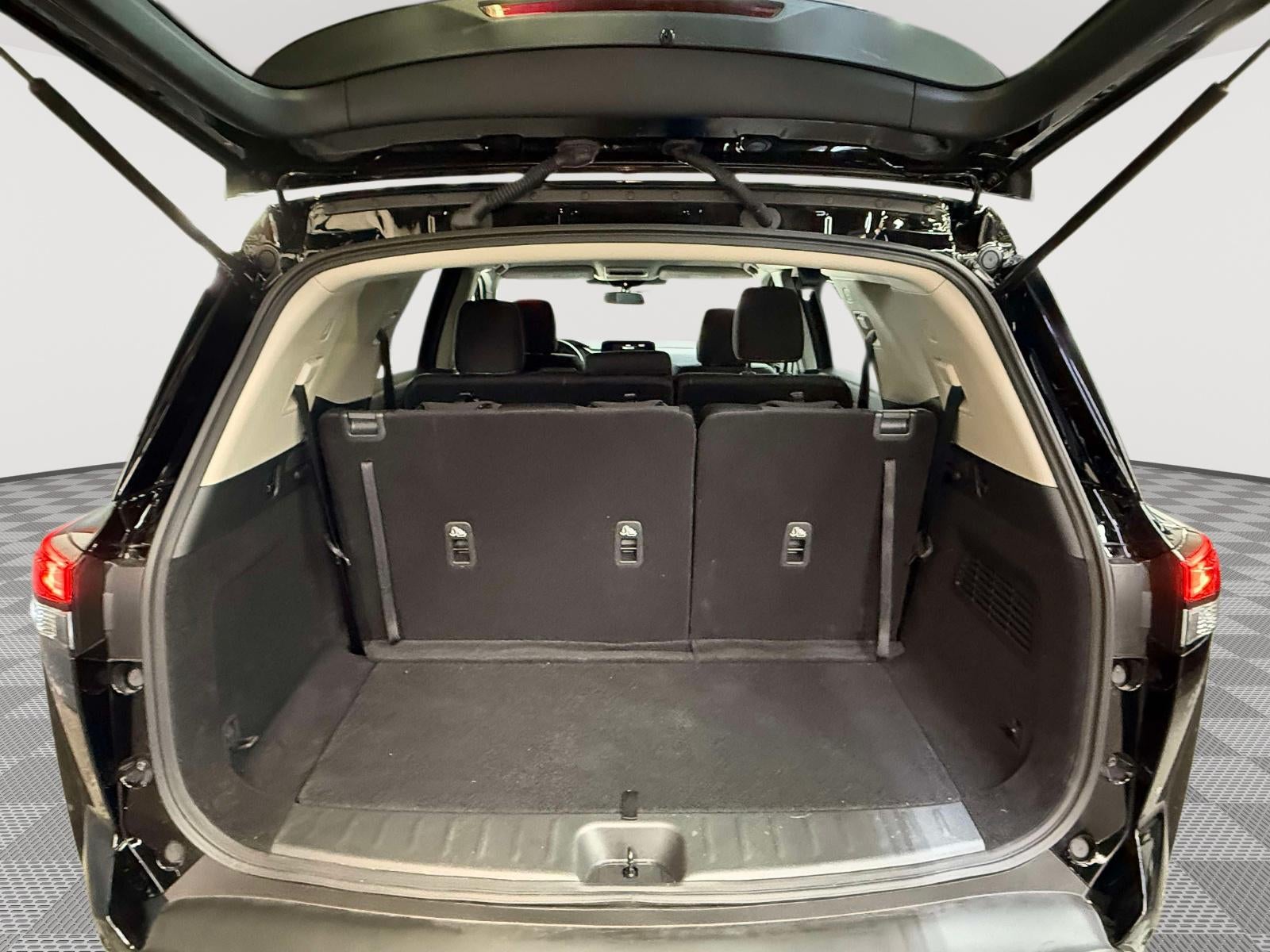 2025 Nissan Pathfinder S 4WD
