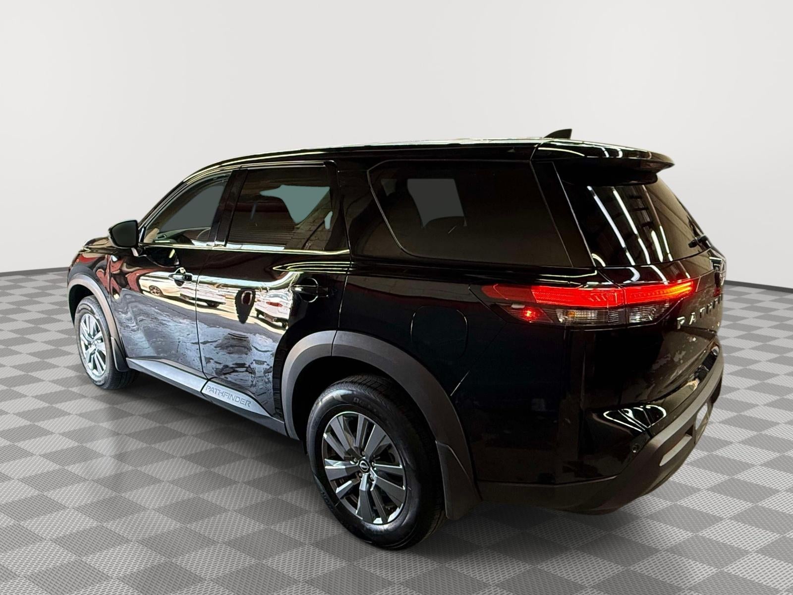 2025 Nissan Pathfinder S 4WD
