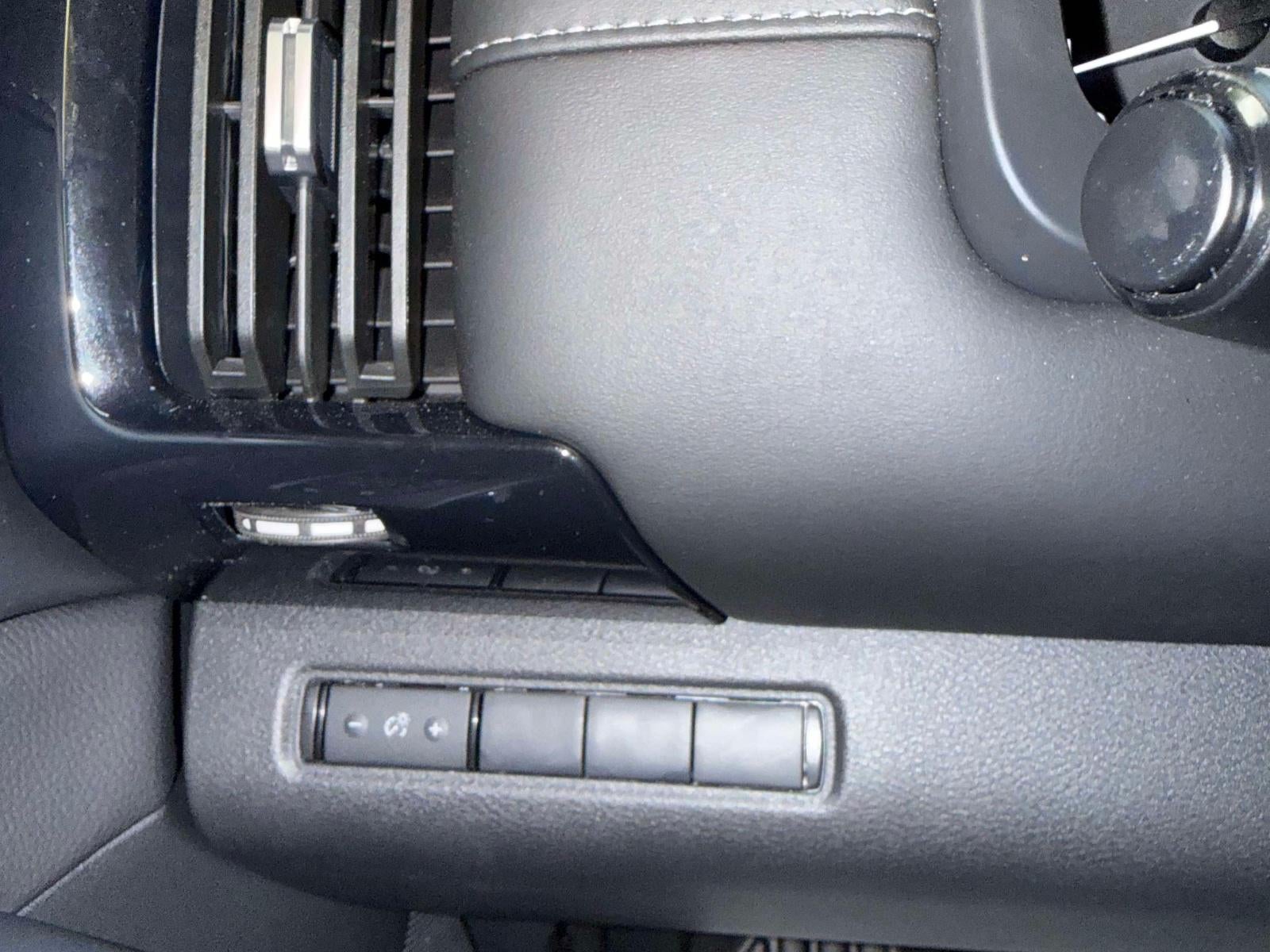 2025 Nissan Pathfinder S 4WD