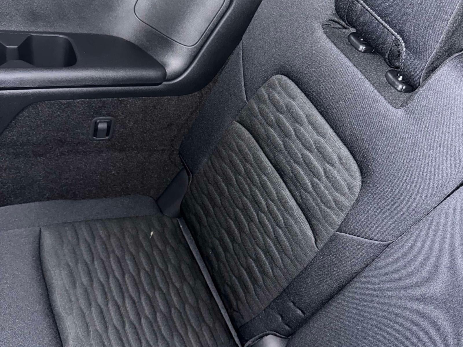 2025 Nissan Pathfinder S 4WD