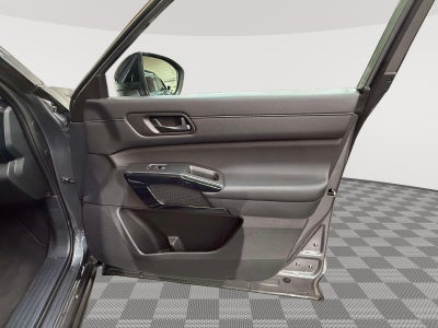 2025 Nissan Pathfinder S 4WD