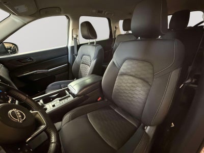 2024 Nissan Pathfinder SV FWD