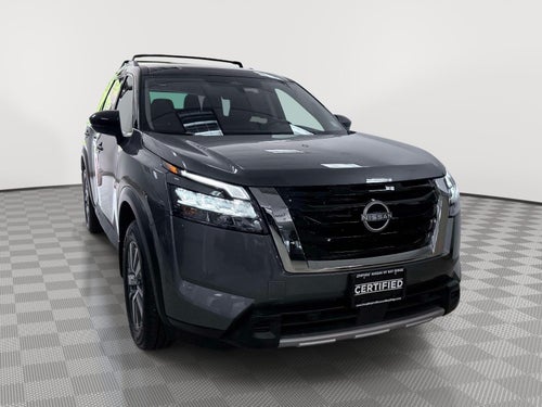 2025 Nissan Pathfinder SL 4WD
