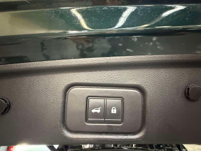 2022 Nissan Pathfinder SL 4WD