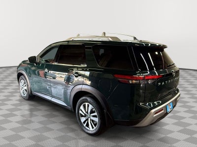 2022 Nissan Pathfinder SL 4WD