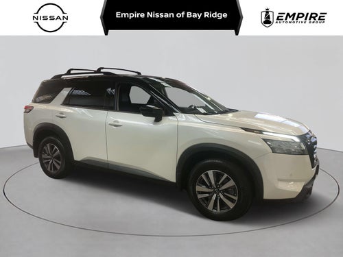 2023 Nissan Pathfinder SL 4WD