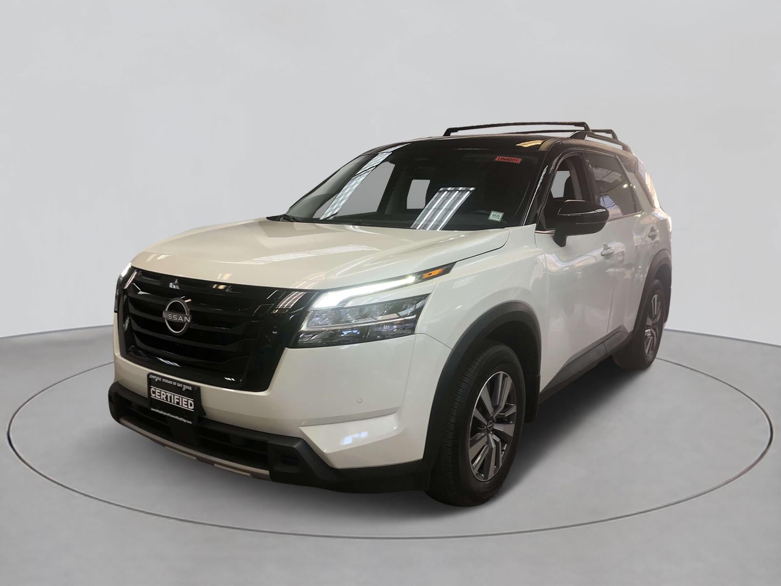 2023 Nissan Pathfinder SL 4WD