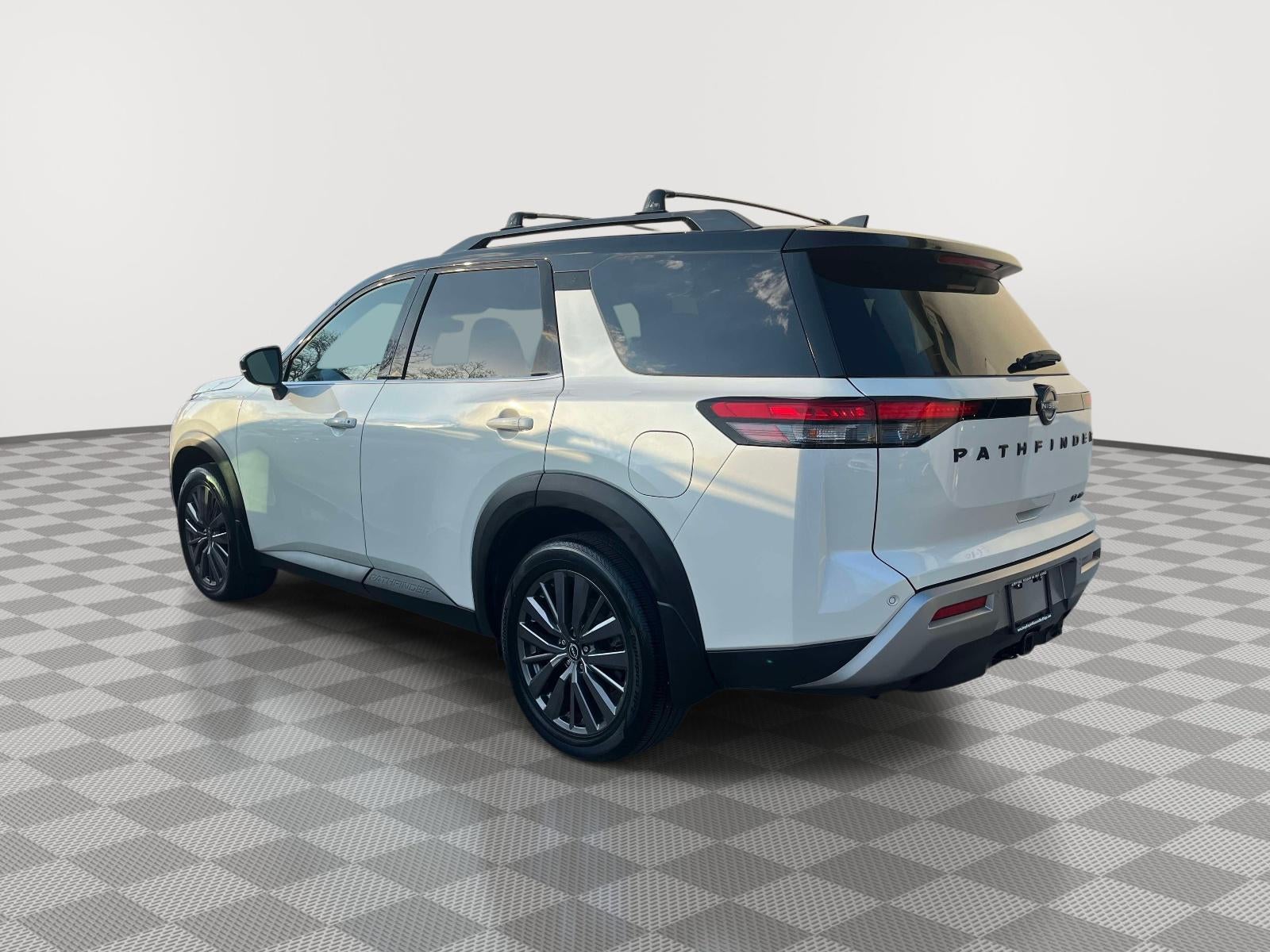 2024 Nissan Pathfinder SL 4WD