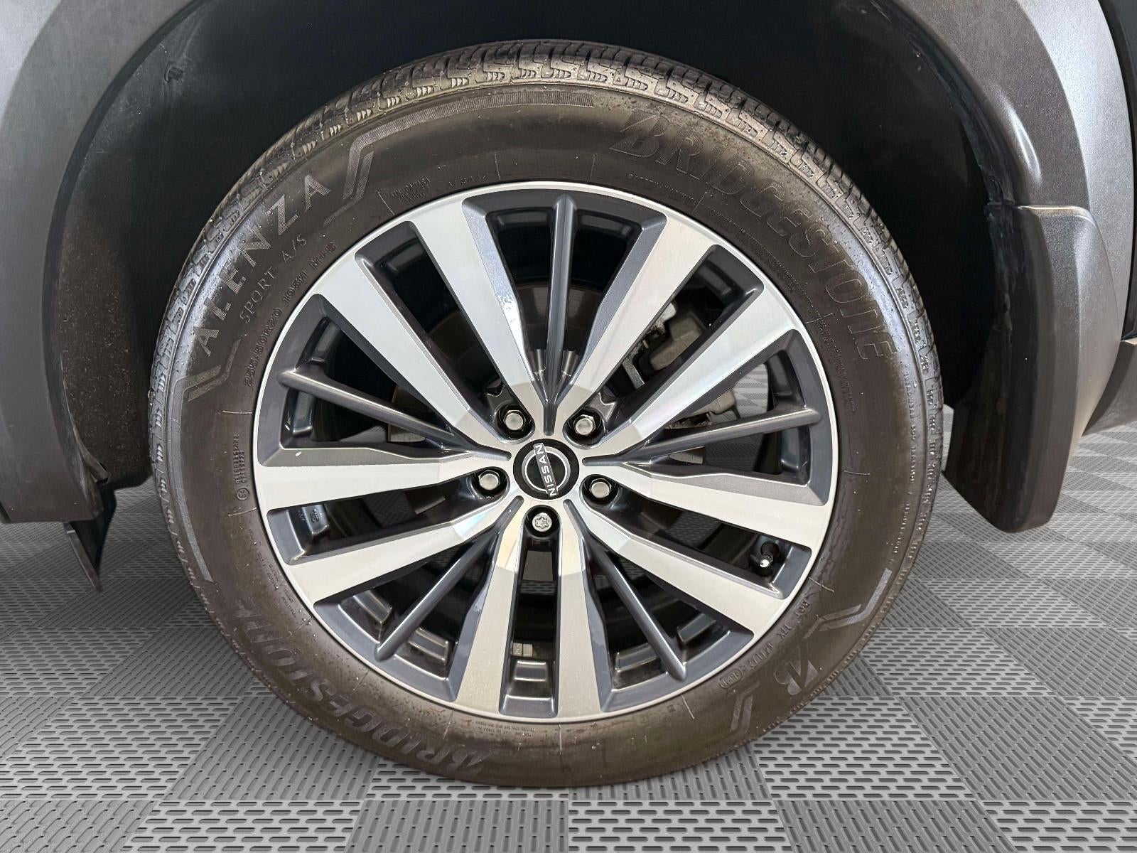 2022 Nissan Pathfinder Platinum 4WD