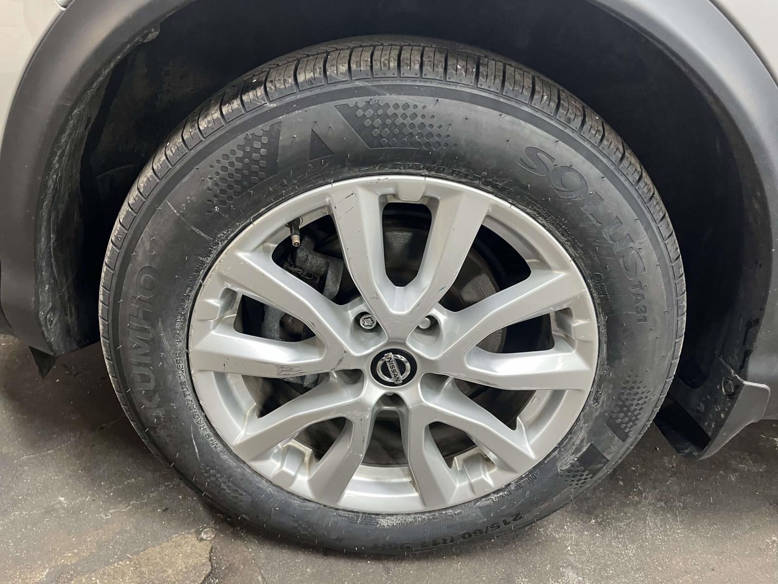 2020 Nissan Rogue Sport SV AWD Xtronic CVT