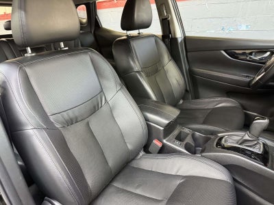 2022 Nissan Rogue Sport SL AWD Xtronic CVT