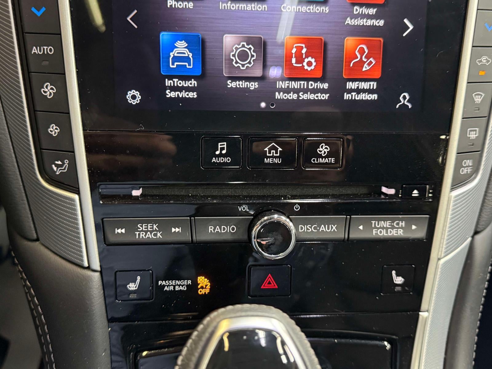 2023 INFINITI Q50 LUXE