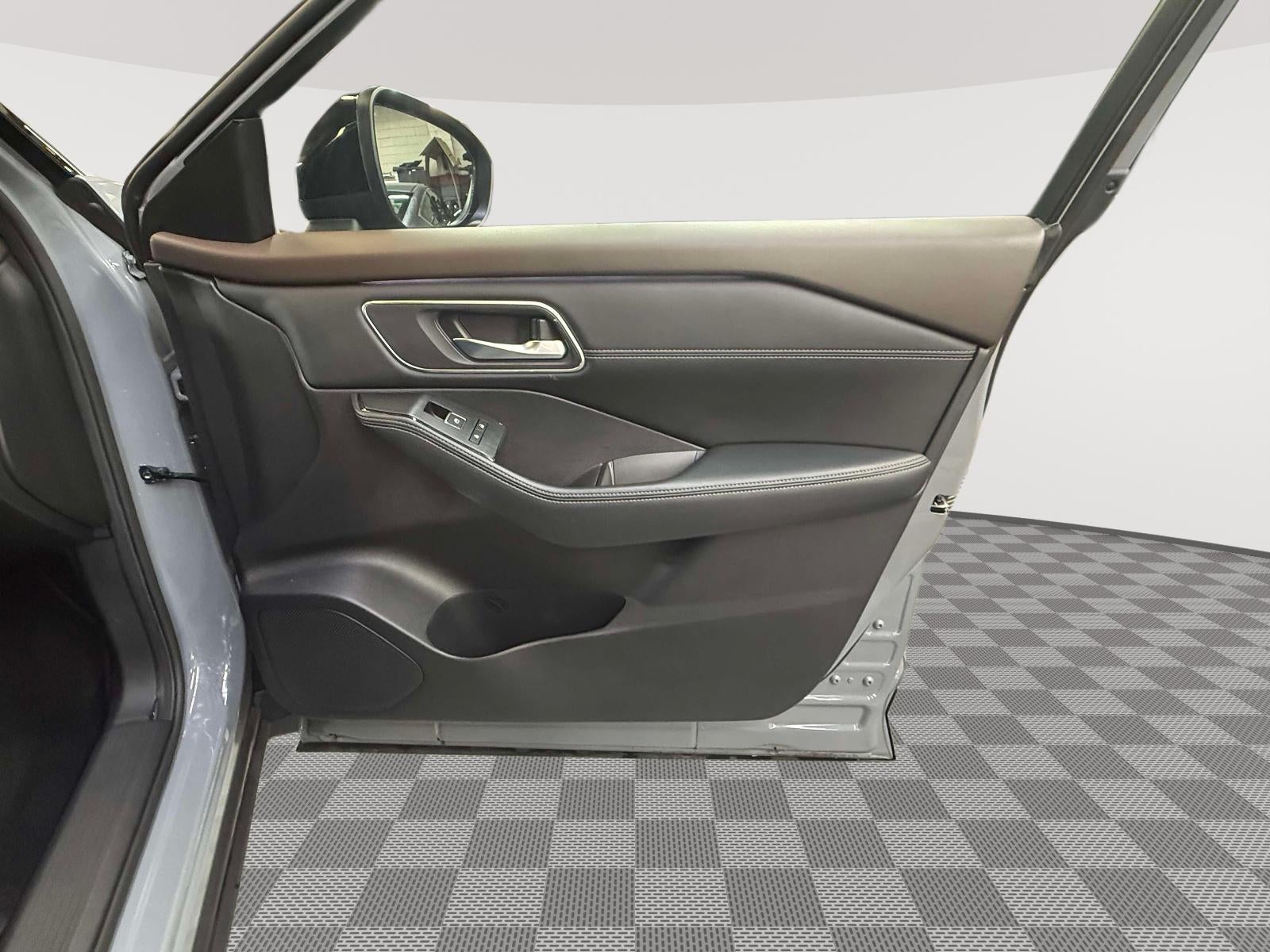 2023 Nissan Rogue Platinum Intelligent AWD