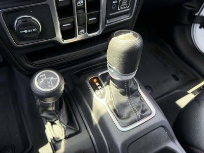 2025 Jeep Wrangler 4-Door Summit 4x4