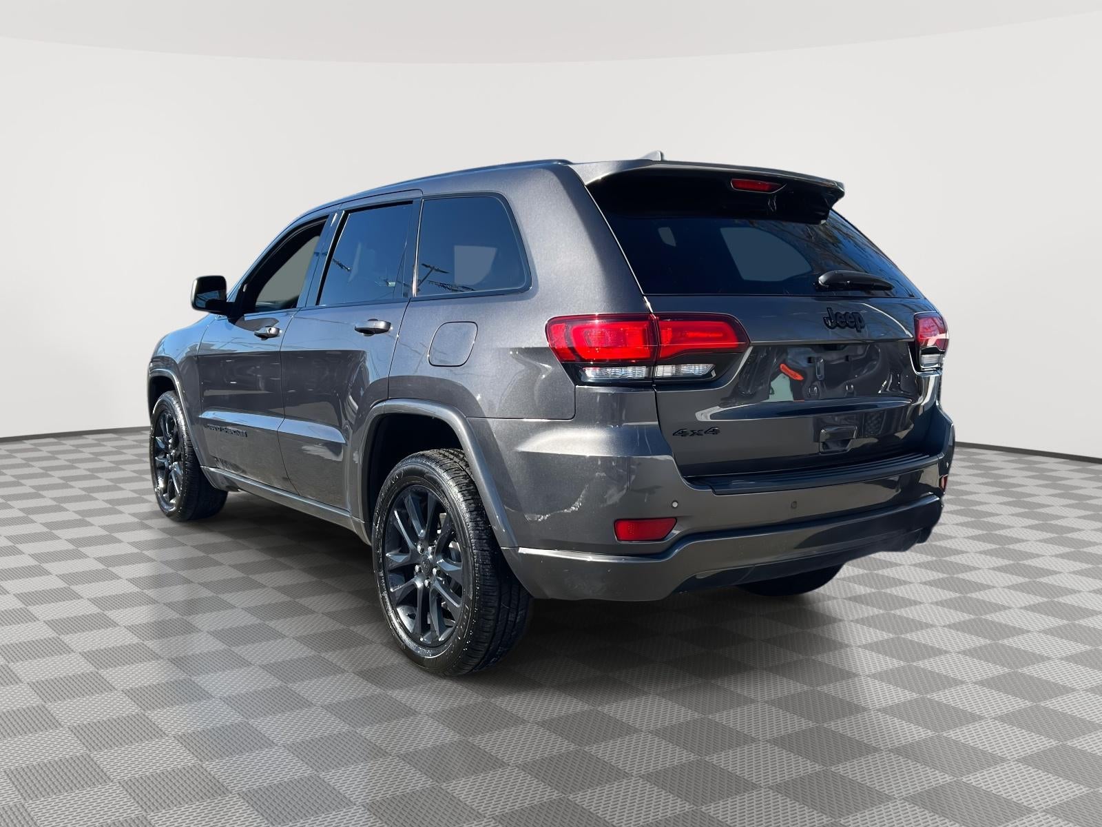 2021 Jeep Grand Cherokee Laredo X 4x4