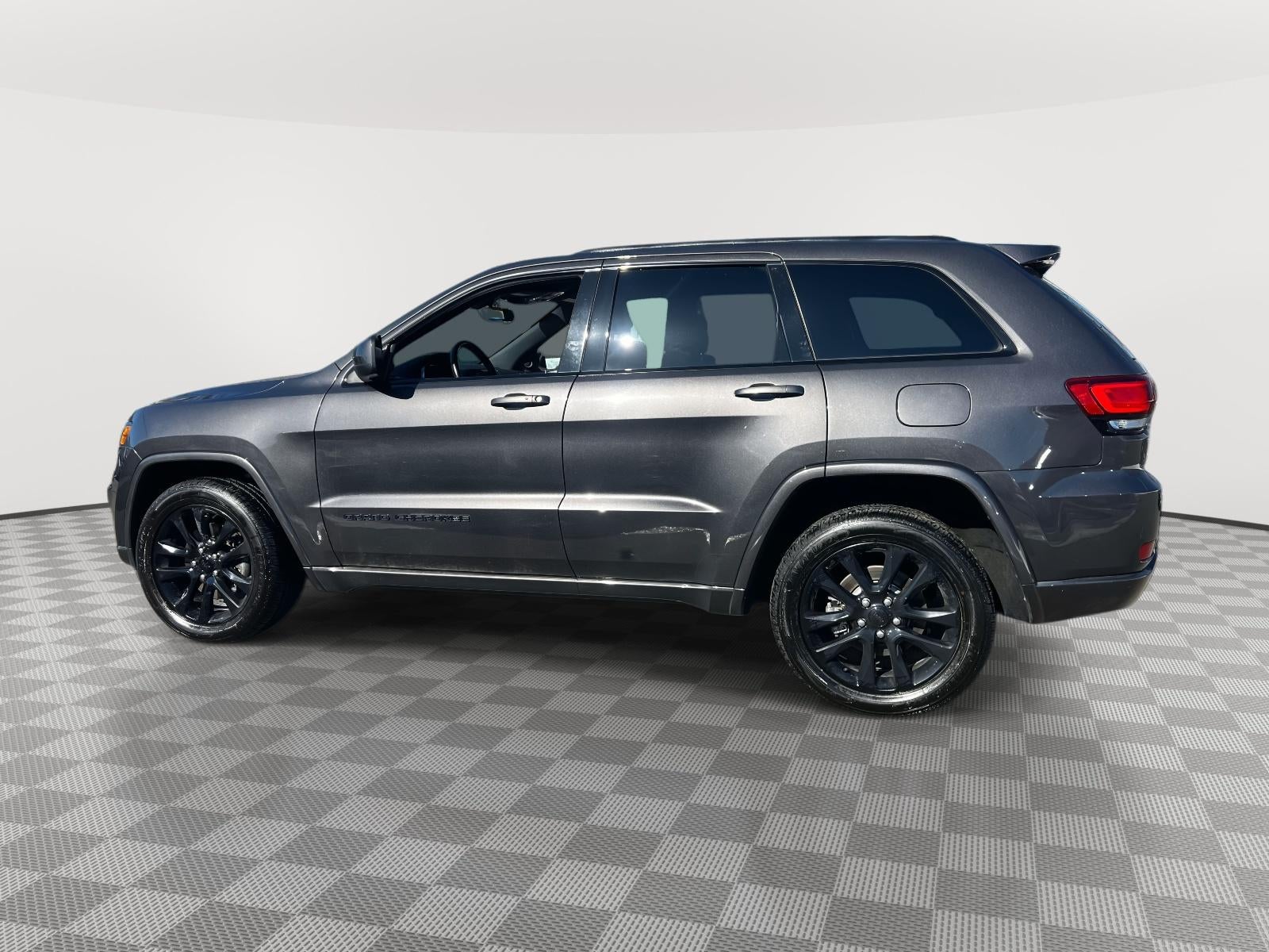 2021 Jeep Grand Cherokee Laredo X 4x4