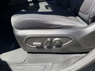 2023 Jeep Grand Cherokee Laredo 4x4