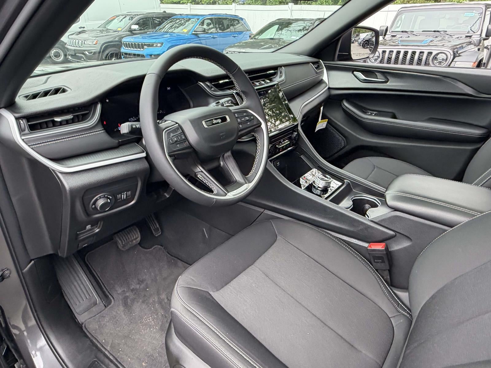 2025 Jeep Grand Cherokee Altitude X